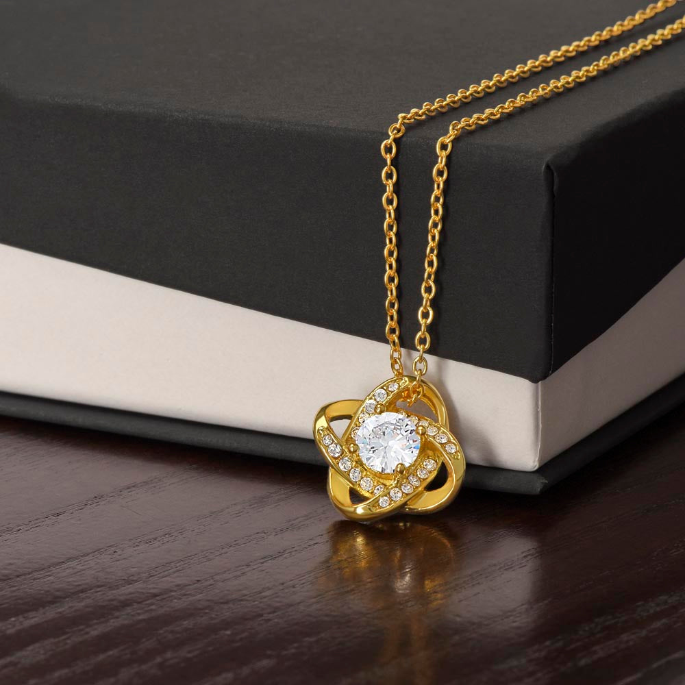 To My Strong Woman Necklace – A Gift of Strength, A Daily Reminder of Triumph, Resilience, and the Bright Future Ahead